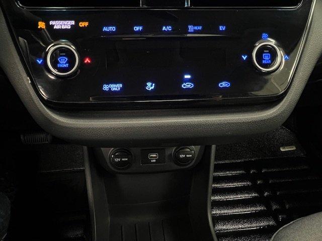 Hyundai Ioniq Electric 2020 - Image 21