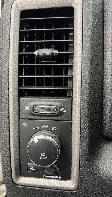 Ram 1500 Classic 2021 - Image 24