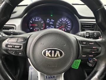 Kia Rio 5-Door 2018 - Thumbnail 12