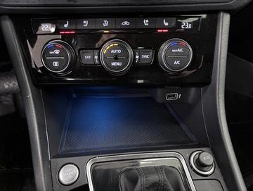 Volkswagen Jetta 2019 - Thumbnail 23