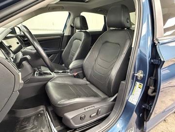 Volkswagen Jetta 2019 - Thumbnail 29