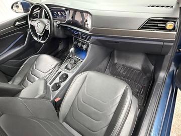 Volkswagen Jetta 2019 - Thumbnail 32