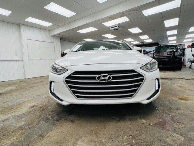 Hyundai Elantra 2017 - Image 2