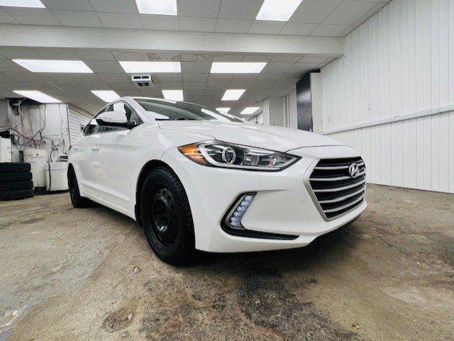 Hyundai Elantra 2017 - Image 3