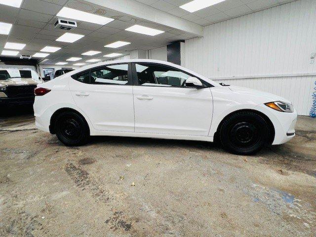 Hyundai Elantra 2017 - Image 7