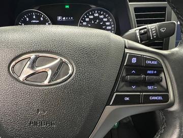 Hyundai Elantra 2017 - Thumbnail 16