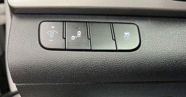 Hyundai Elantra 2017 - Image 28