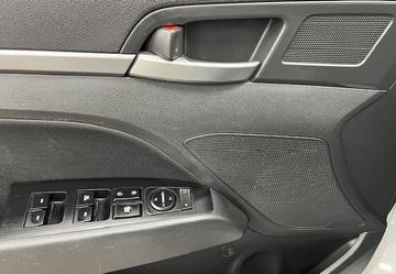 Hyundai Elantra 2017 - Thumbnail 29