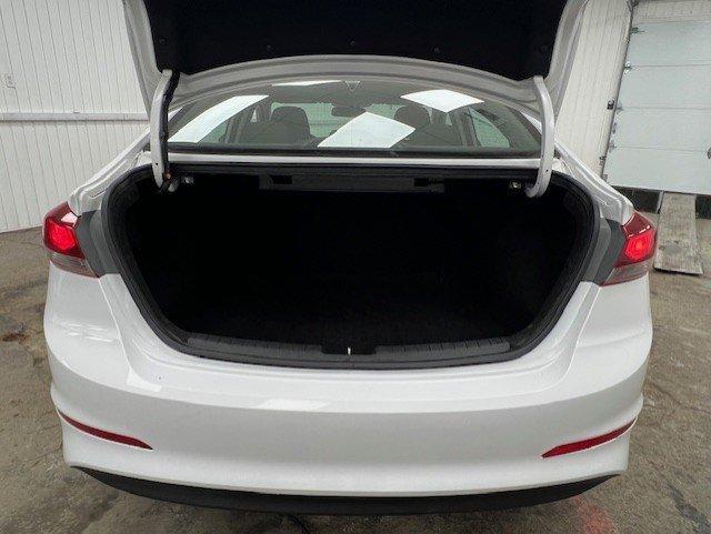 Hyundai Elantra 2017 - Image 6