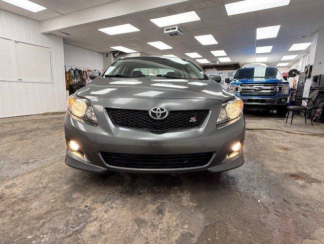 Toyota Corolla 2010 - Image 2