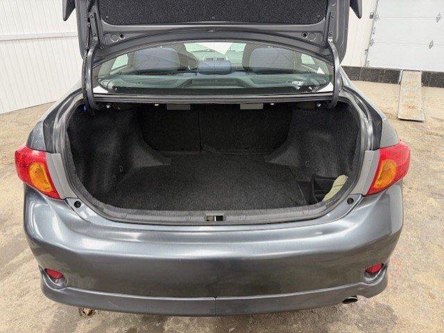 Toyota Corolla 2010 - Image 25