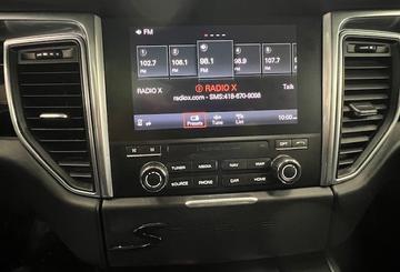 Porsche Macan 2017 - Thumbnail 17