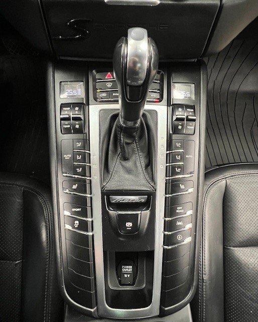 Porsche Macan 2017 - Image 24