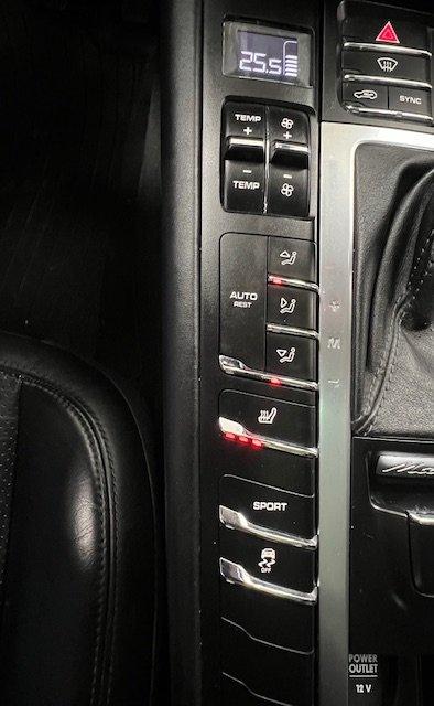 Porsche Macan 2017 - Image 25