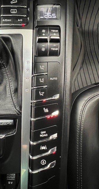 Porsche Macan 2017 - Image 26