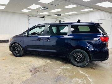 Kia Sedona 2020 - Thumbnail 10