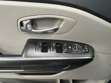 Kia Sedona 2020 - Thumbnail 25