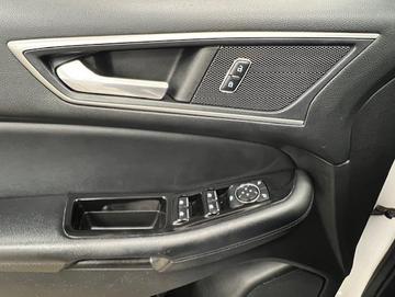 Ford Edge 2017 - Thumbnail 25