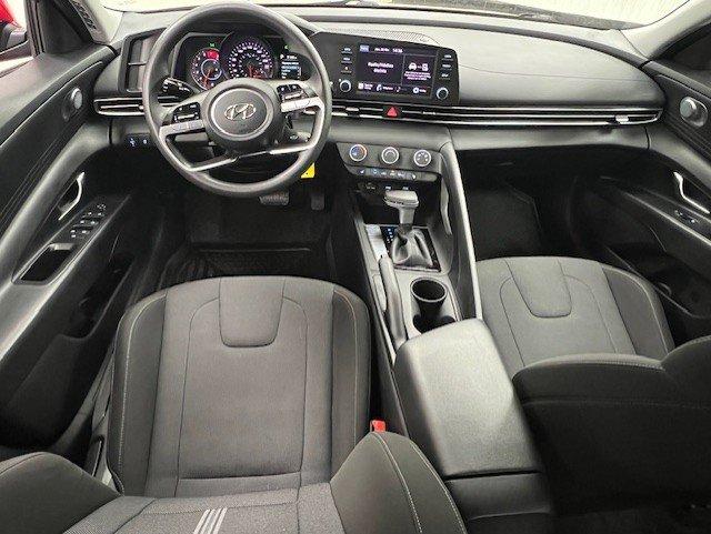 Hyundai Elantra 2022 - Image 12