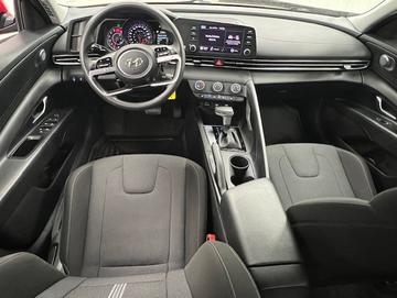 Hyundai Elantra 2022 - Thumbnail 12