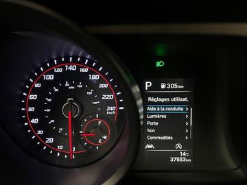 Hyundai Elantra 2022 - Thumbnail 14