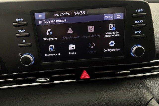 Hyundai Elantra 2022 - Image 17