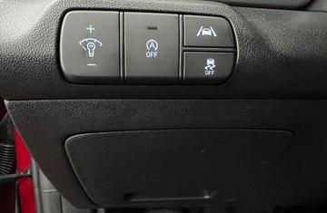 Hyundai Elantra 2022 - Thumbnail 23