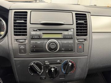 Nissan Versa 2012 - Thumbnail 12