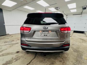 Kia Sorento 2016 - Thumbnail 8