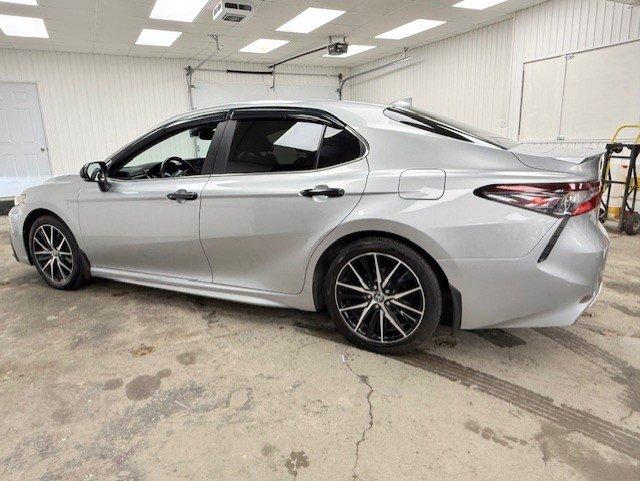 Toyota Camry 2023 - Image 11