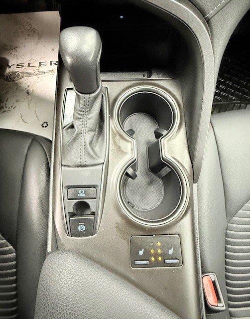 Toyota Camry 2023 - Image 22
