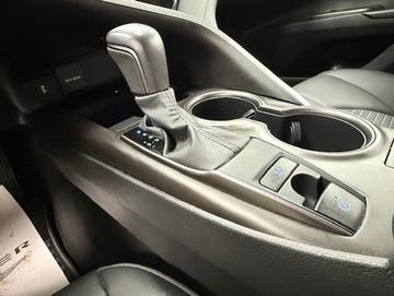 Toyota Camry 2023 - Thumbnail 23