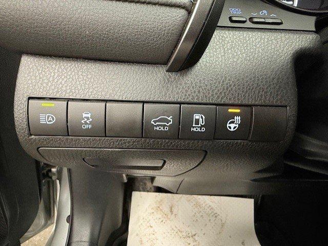 Toyota Camry 2023 - Image 24