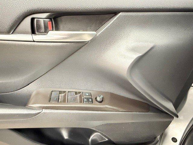 Toyota Camry 2023 - Image 25