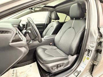 Toyota Camry 2023 - Thumbnail 29