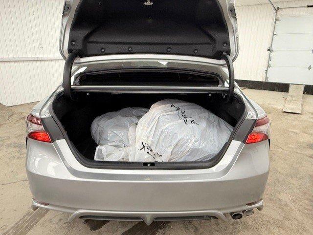 Toyota Camry 2023 - Image 33
