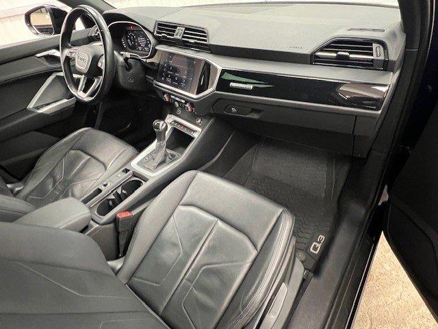 Audi Q3 2022 - Image 32