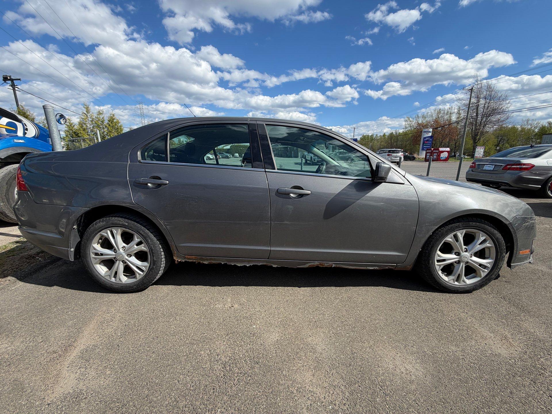 Ford Fusion 2012 - Image 2