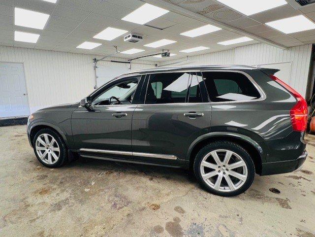 Volvo XC90 2018 - Image 10