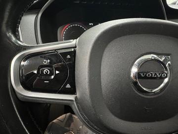 Volvo XC90 2018 - Thumbnail 16