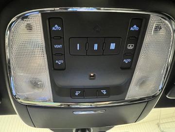 Chrysler 300 2014 - Thumbnail 24