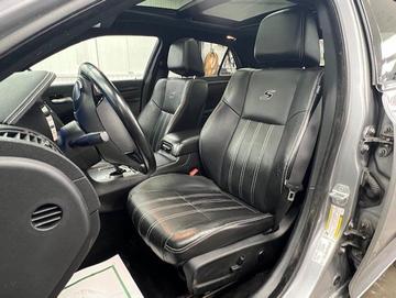 Chrysler 300 2014 - Thumbnail 30