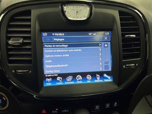Chrysler 300 2014 - Image 17