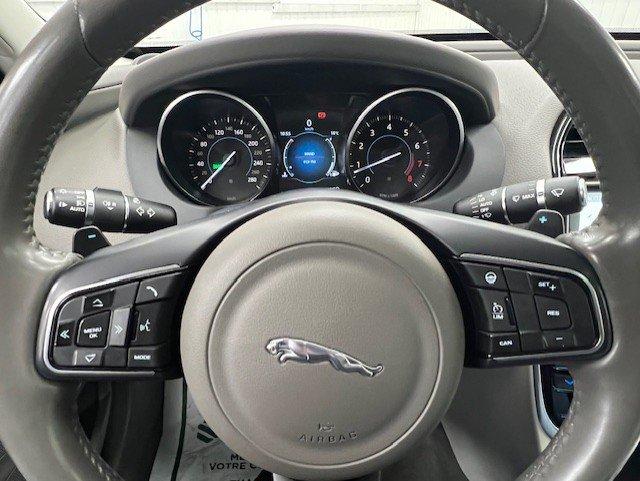 Jaguar XE 2017 - Image 15