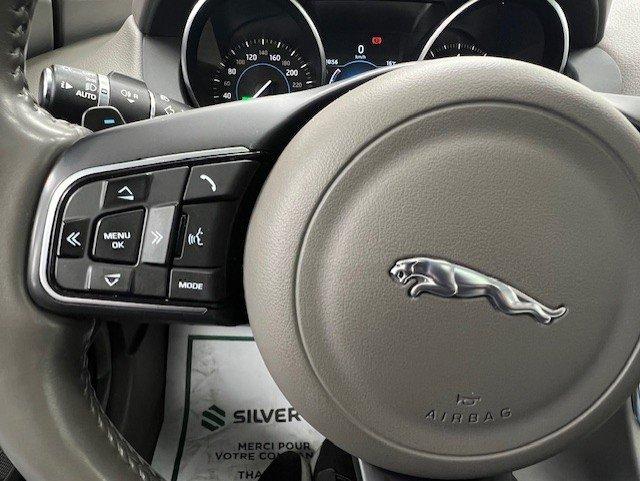 Jaguar XE 2017 - Image 17