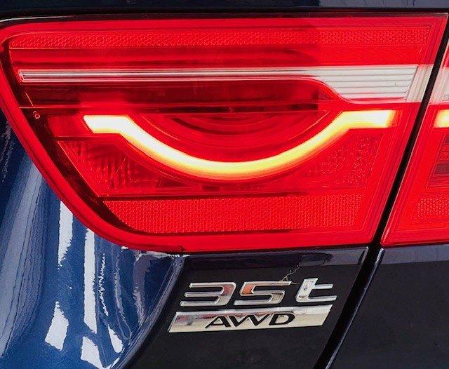 Jaguar XE 2017 - Image 9