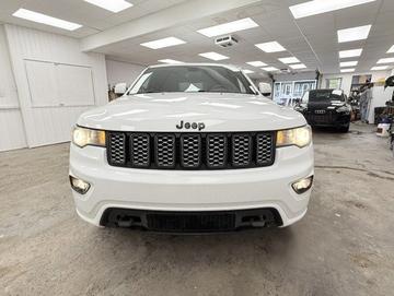 Jeep Grand Cherokee 2021 - Thumbnail 2
