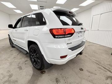 Jeep Grand Cherokee 2021 - Thumbnail 9