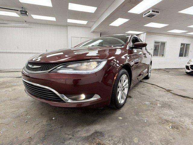 Chrysler 200 2015 - Image 1