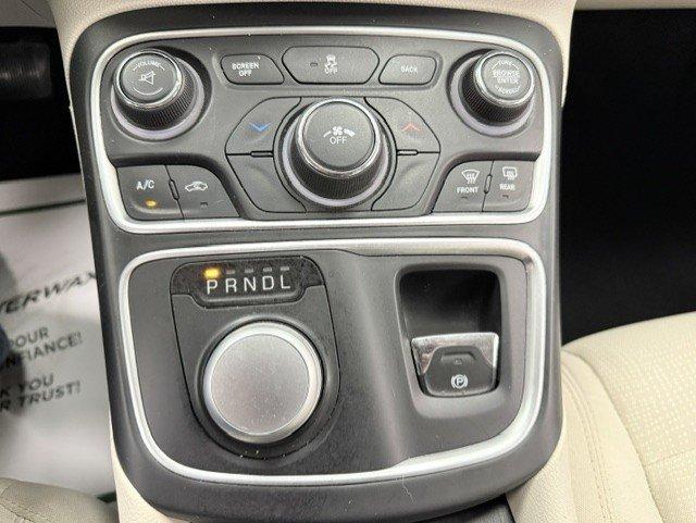 Chrysler 200 2015 - Image 19